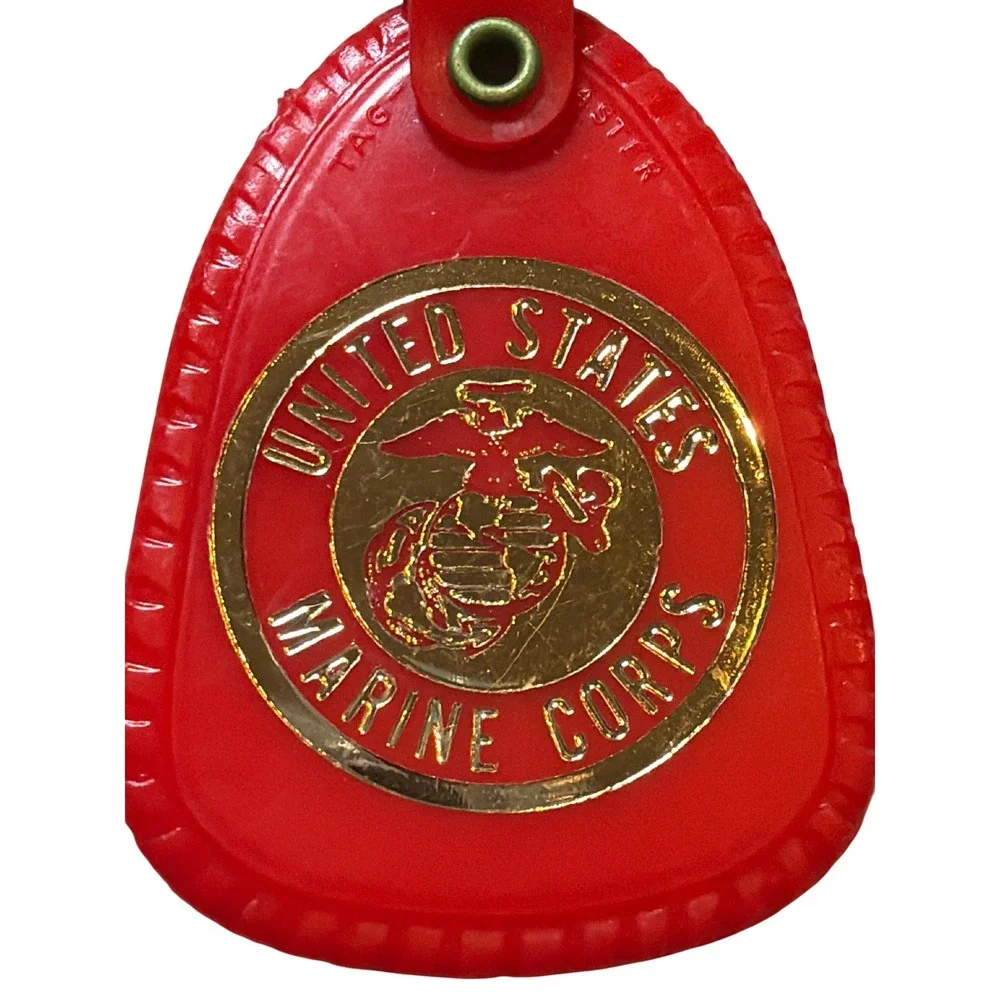 Vintage United States Marine Corps (USMC) Plastic Key Fob Keychain